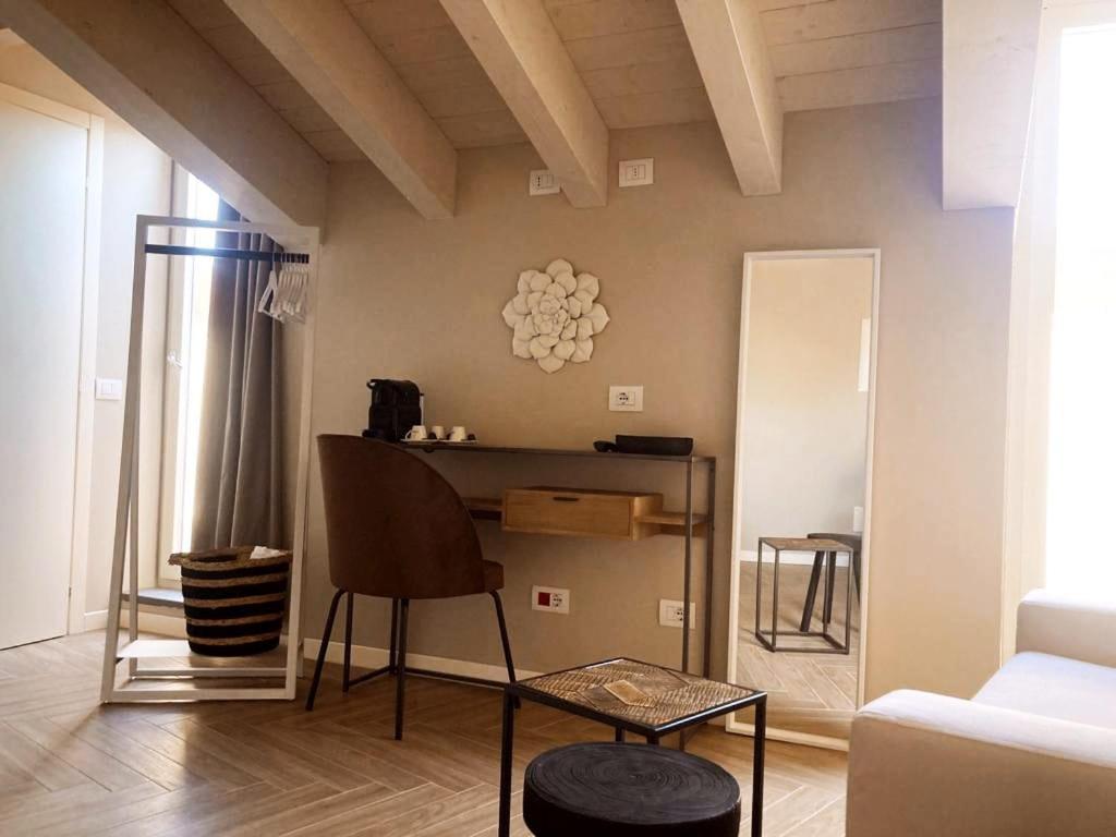 Gatto Bianco Rooms 42 Bérgamo Exterior foto